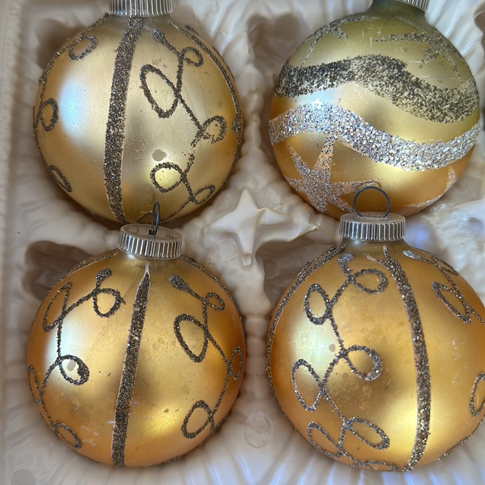 Vintage West Germany D.B.G.M Glass Ornaments - Picture 2 of 6